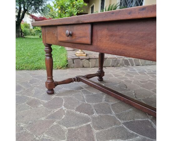 Large Tuscan Walnut Fratino Table from the 1700s
