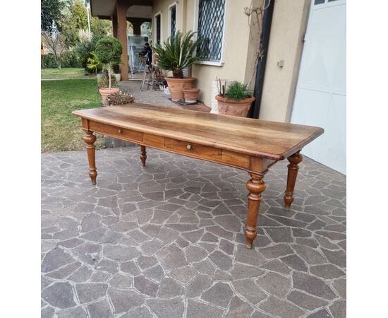 1800s Walnut Table with Lid in Two Planks