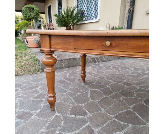 1800s Walnut Table with Lid in Two Planks