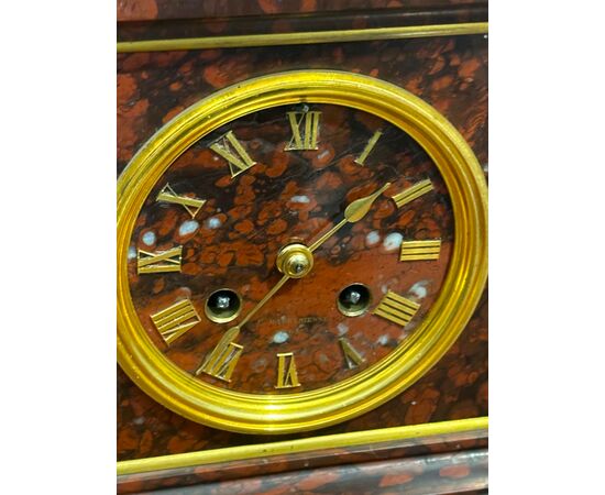 Orologio in marmo con bronzo