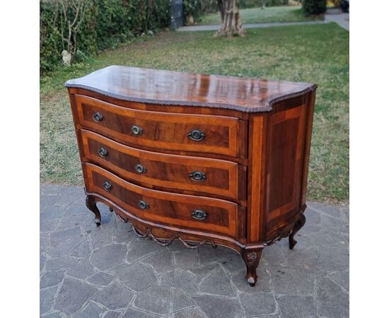 19th-century Venetian Walnut Chest of Drawers with Palm Inlays