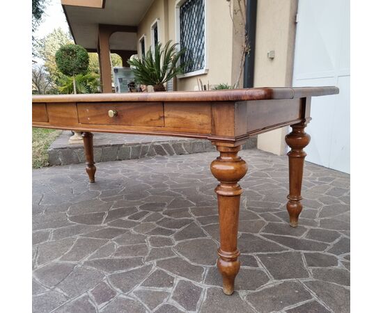 1800s Walnut Table with Lid in Two Planks