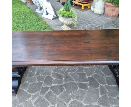 Tavolo fratino in noce del 600 Veneto da monastero