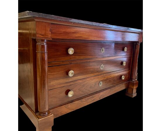 Como con colonne impero