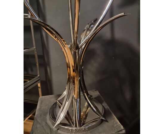 Imposing Floor Lamp: The Vintage Charm of the Kenzia in Satin Steel