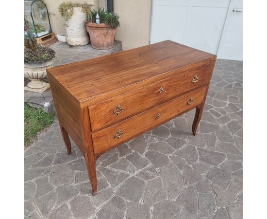 "700s Vicenza Directory walnut chest of drawers