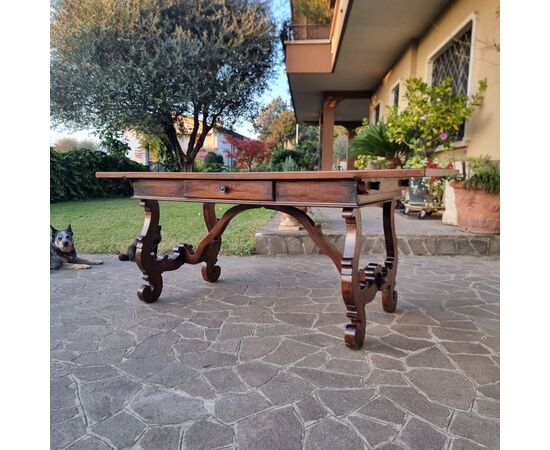 Large Tuscan Refectory Table from the 1800s in Walnut