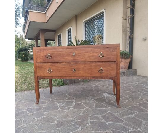 "700s Vicenza Directory walnut chest of drawers