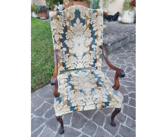 Poltrona in noce del 700 Venezia
