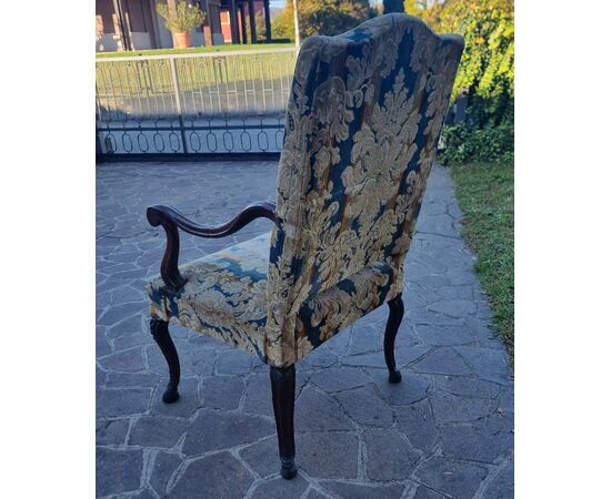 Poltrona in noce del 700 Venezia