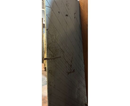 PTCR517 - Studded entrance door, 18th century, dimensions cm W 99 x H 219