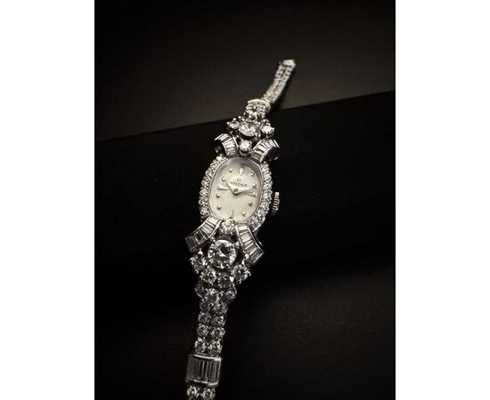 Orologio  in  platino   " Art  -  Dèco "   OMEGA  con  Diamanti