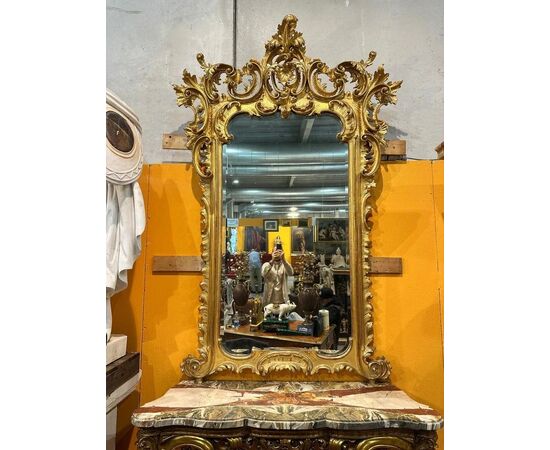 
Maestosa Specchiera in Legno Dorato, XIX Secolo