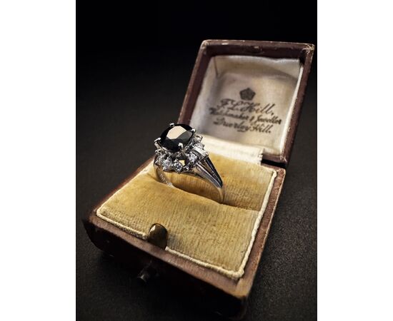 Platinum Ring with Sapphire and Diamonds