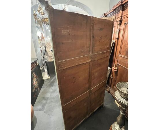 Stipo in legno dipinto