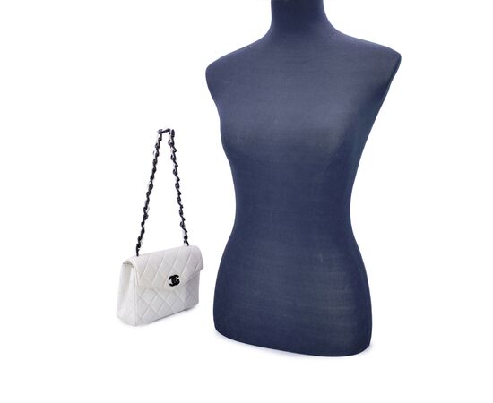 CHANEL Borsa a Tracolla Vintage in Pelle Col. Bianco Timeless/Classique S