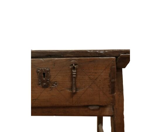 Tavolo spagnolo XVIII secolo