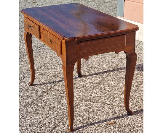 Piedmontese small table / desk in solid walnut, 18th century
