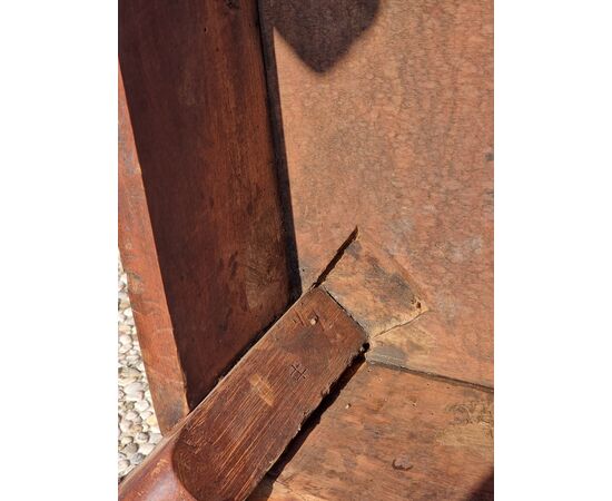 Inlaid walnut table, Veneto or Emilia area, 18th century