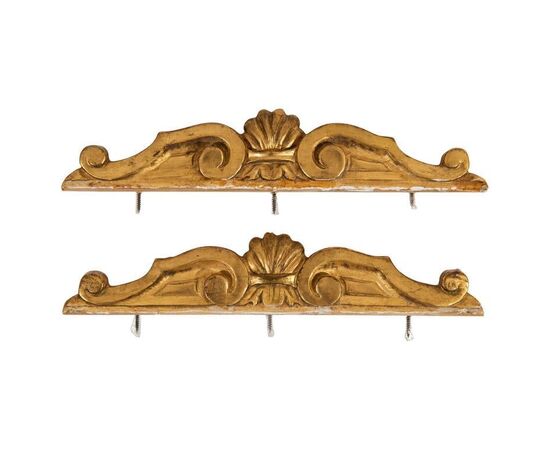 Various pieces of a disassembled fire screen - O/4916 -