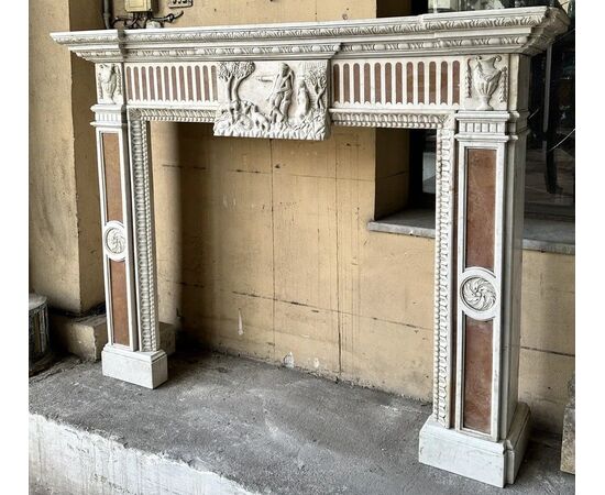 
Camino neoclassico in marmi policromi, Italia fine XIX secolo