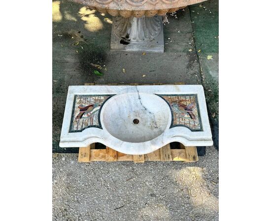 
Lavabo in marmo con intarsi di pietre dure, XX secolo