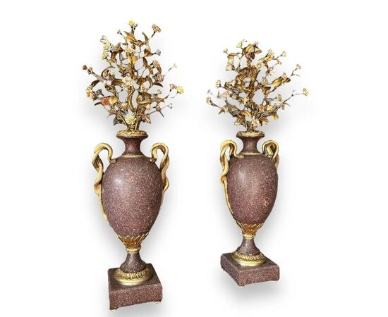 
Coppia di Vasi in Porfido e Bronzo Dorato, XIX secolo