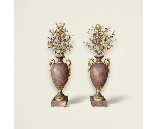 
Coppia di Vasi in Porfido e Bronzo Dorato, XIX secolo