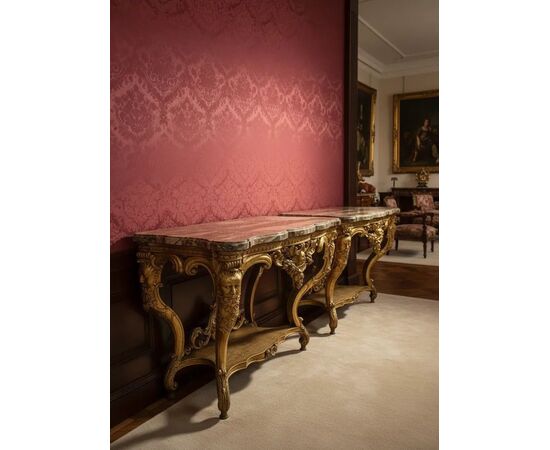 
Coppia di Consolle Luigi XV in Legno Dorato e Marmo diaspro