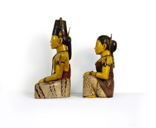 Pair of polychrome wood sculptures, Japan, 19th/20th century