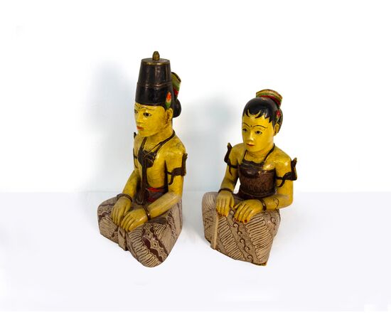 Pair of polychrome wood sculptures, Japan, 19th/20th century