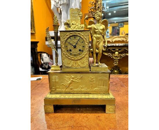 
Orologio Impero da tavolo in bronzo dorato