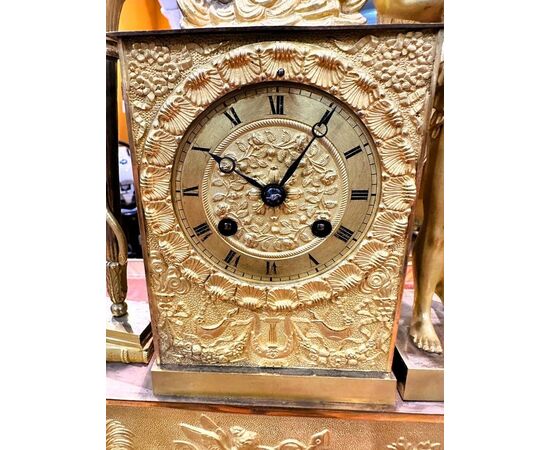 
Orologio Impero da tavolo in bronzo dorato