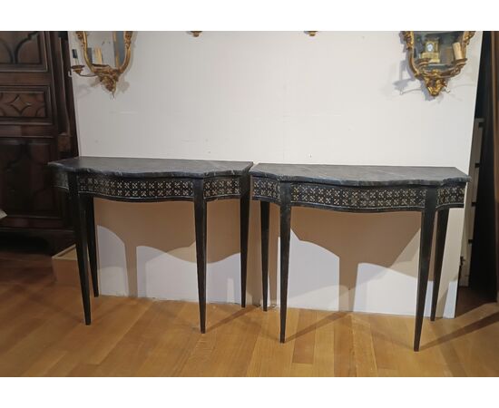 PAIR OF NEOCLASSICAL STYLE CONSOLES, LATE 19TH CENTURY