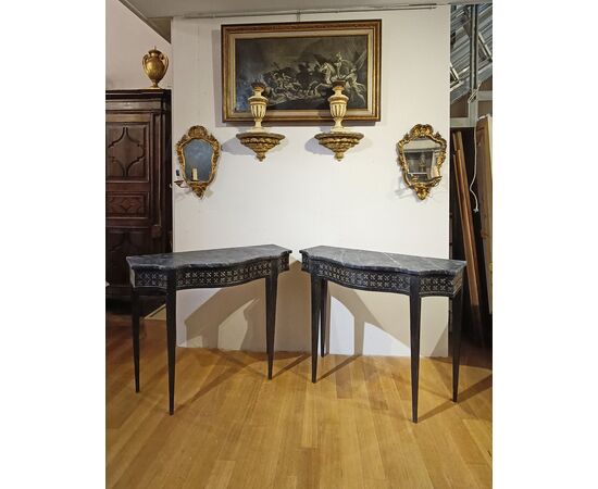 PAIR OF NEOCLASSICAL STYLE CONSOLES, LATE 19TH CENTURY