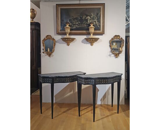 PAIR OF NEOCLASSICAL STYLE CONSOLES, LATE 19TH CENTURY