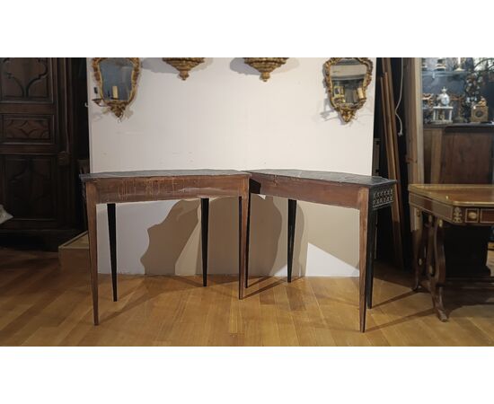 PAIR OF NEOCLASSICAL STYLE CONSOLES, LATE 19TH CENTURY