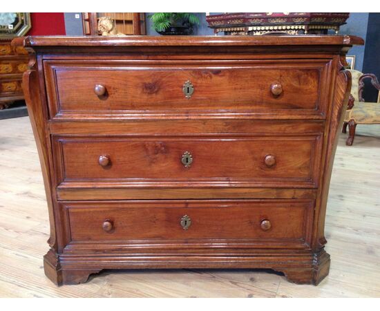Ancient Roman chest of drawers in the eighteenth century walnut