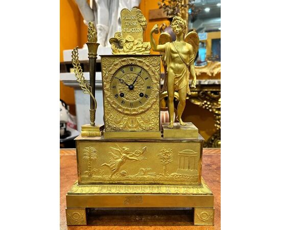 
Orologio Impero da tavolo in bronzo dorato