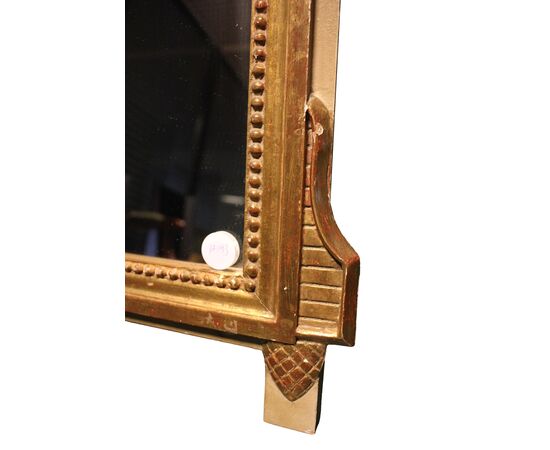 Specchiera in legno dorato in stile Luigi XVI – Francia, seconda metà XIX secolo