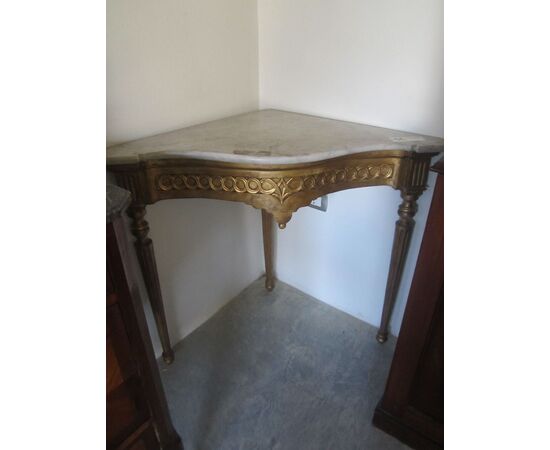 Console Louis XVI to golden angle