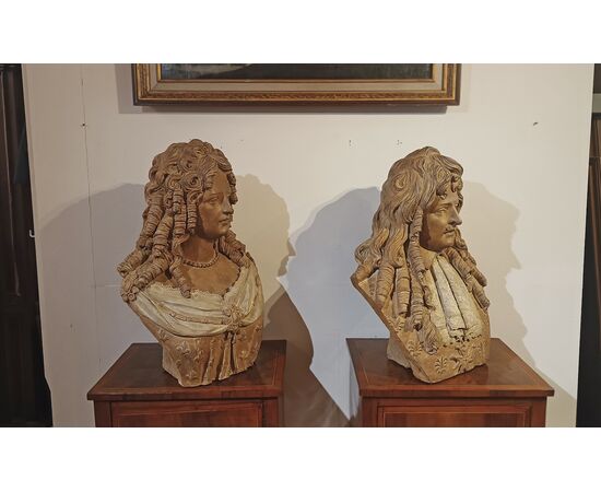 COPPIA DI BUSTI IN TERRACOTTA PRIMI DEL XVIII SECOLO