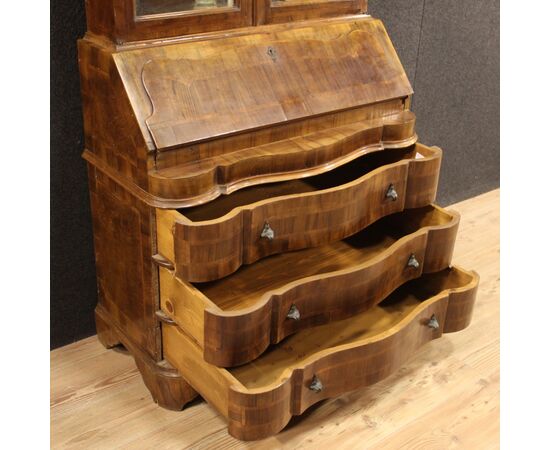 Trumeau doppio corpo veneto in legno del XX secolo