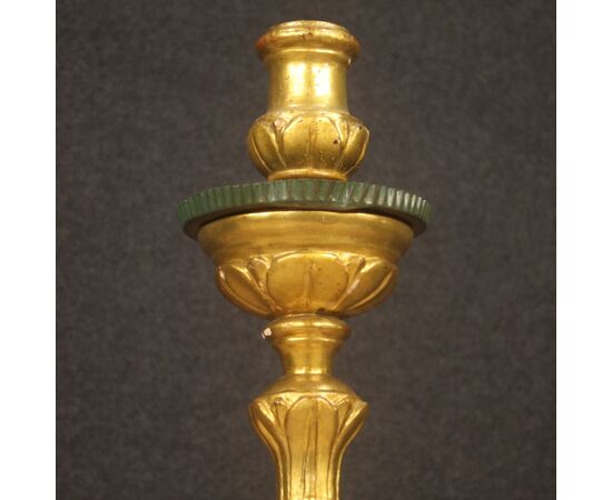 Lacquered and gilded torch holder from 19th century