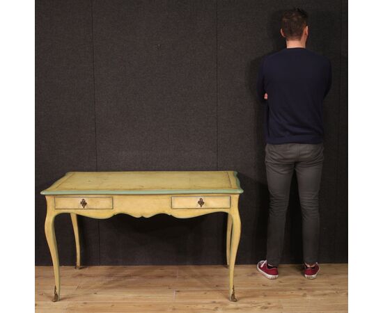 Grande scrivania francese in stile Luigi XV