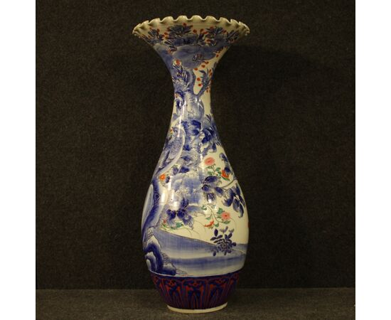 Japanese vase in glazed and painted ceramic from 20th century