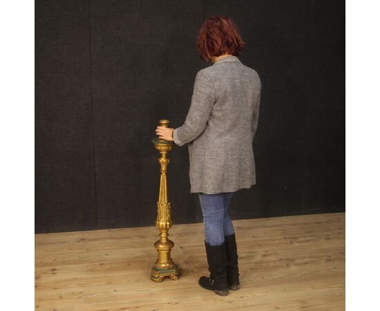 Lacquered and gilded torch holder from 19th century