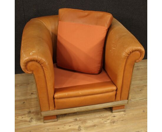 Italian design armchair in leather from the 70s