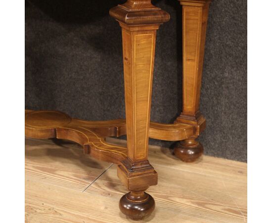 Inlaid wooden chest of drawers in Louis XIV style