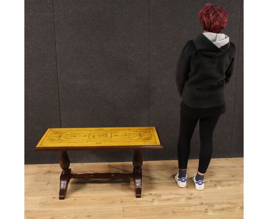 Tavolino italiano in legno con piano in marmo anni 60